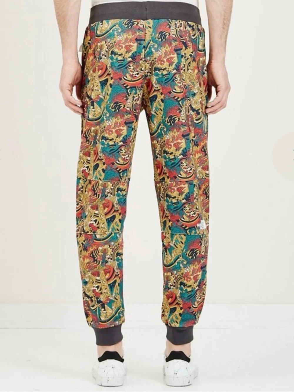 The North Face Leopard Genesis Fine Joggers Unisex medium Yellow Graphic Pants